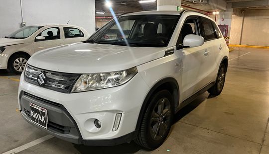 Suzuki • Vitara