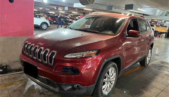 Jeep • Cherokee