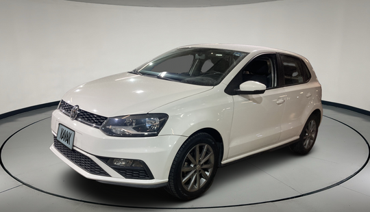 Volkswagen • Polo