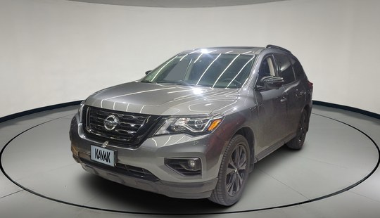 Nissan • Pathfinder