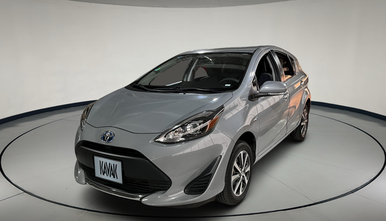 Toyota • Prius C