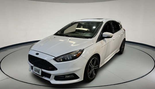 Ford • Focus