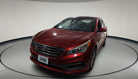 Hyundai • Sonata