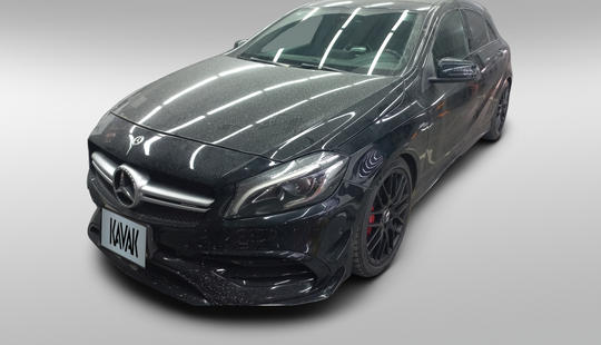 Mercedes Benz • Clase A