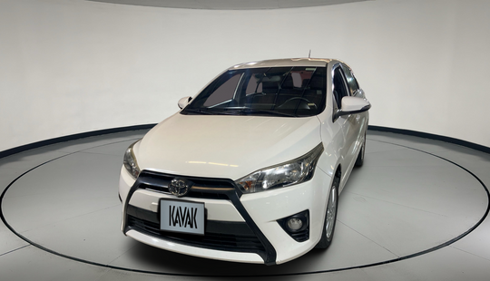 Toyota • Yaris