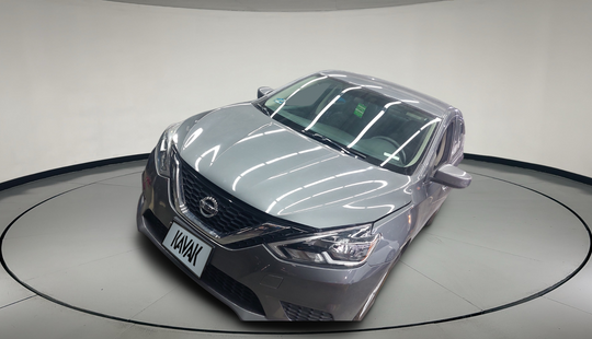 Nissan • Sentra