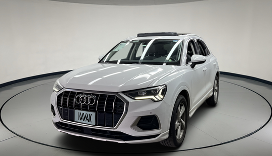 Audi • Q3