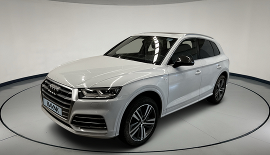 Audi • Q5