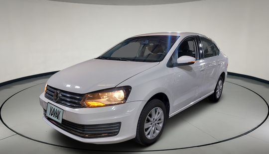 Volkswagen • Vento