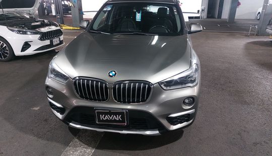 Bmw • X1