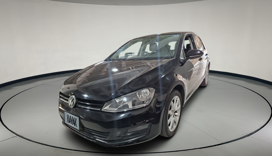 Volkswagen • Golf