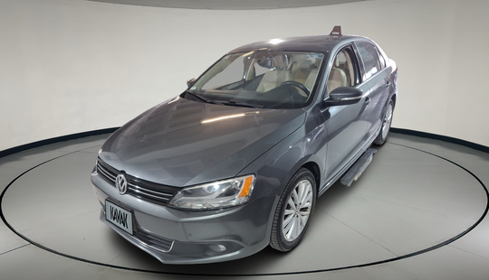 Volkswagen • Jetta