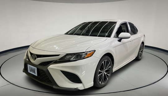 Toyota • Camry