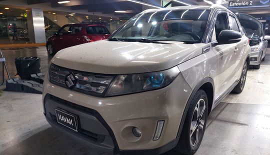 Suzuki • Vitara