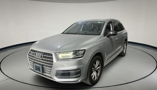 Audi • Q7