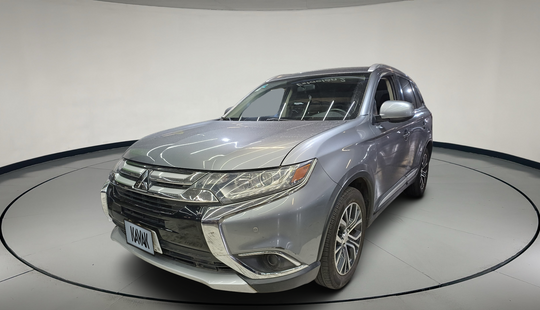 Mitsubishi • Outlander