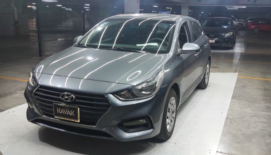 Hyundai • Accent