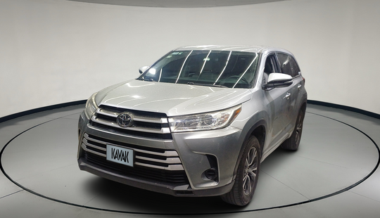 Toyota • Highlander