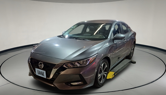 Nissan • Sentra