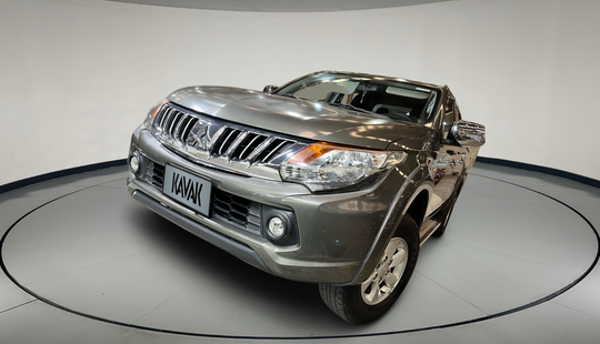 Mitsubishi • L200