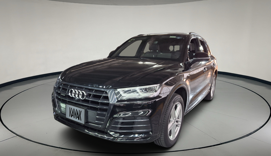 Audi • Q5