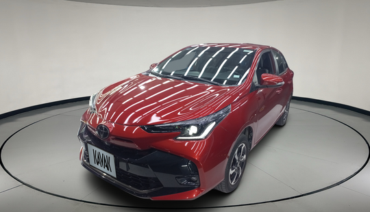 Toyota • Yaris