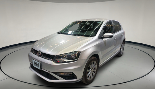 Volkswagen • Polo