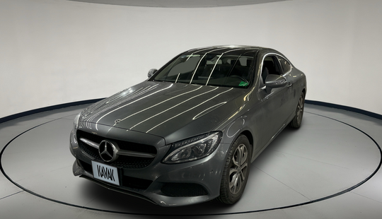 Mercedes Benz • Clase C