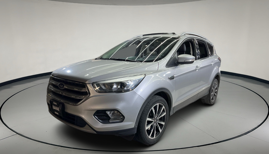 Ford • Escape