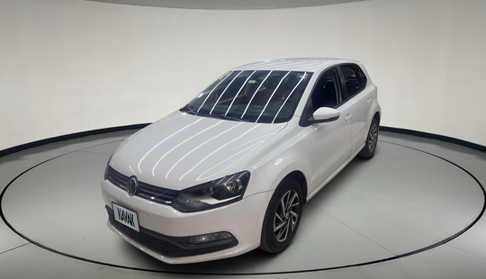 Volkswagen • Polo