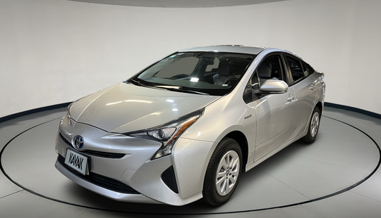 Toyota • Prius