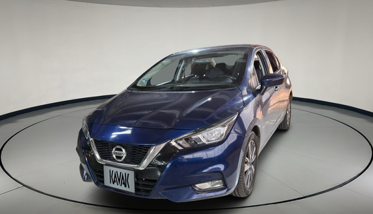 Nissan • Versa