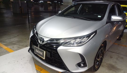 Toyota • Yaris