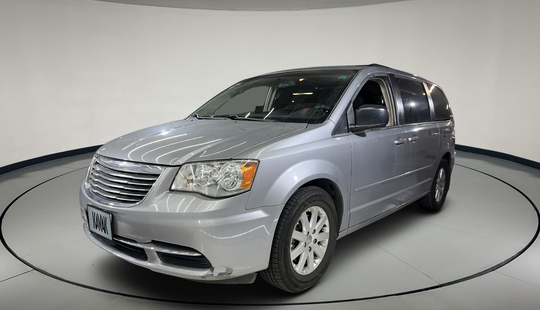 Chrysler • Town & Country