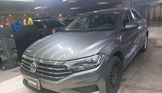 Volkswagen • Jetta