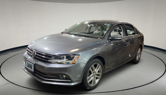 Volkswagen • Jetta