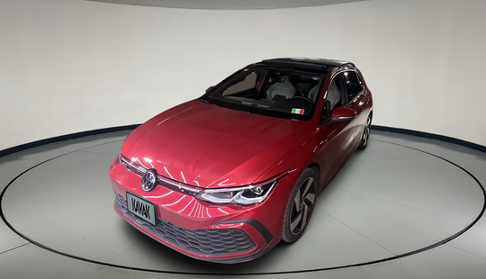 Volkswagen • Golf