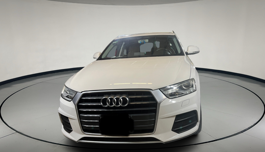 Audi • Q3