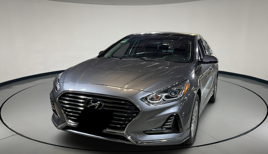 Hyundai • Sonata