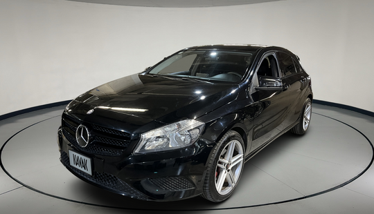 Mercedes Benz • Clase A