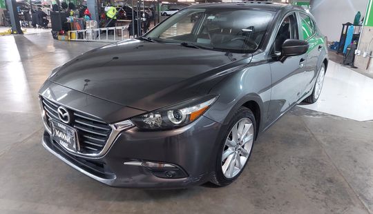 Mazda • Mazda 3