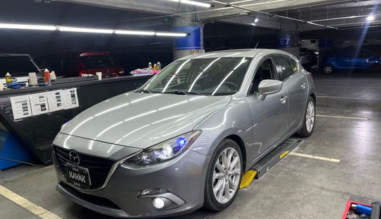 Mazda • Mazda 3