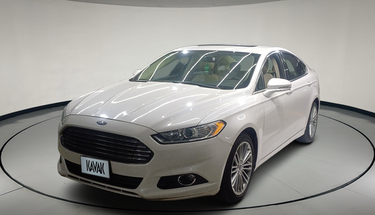 Ford • Fusion