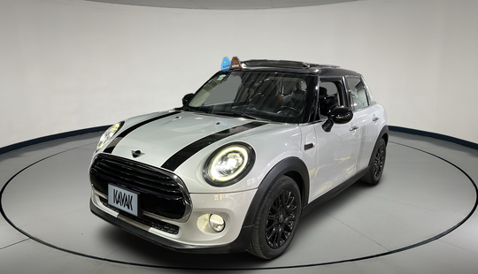 Mini • Cooper