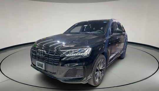 Audi • Q7