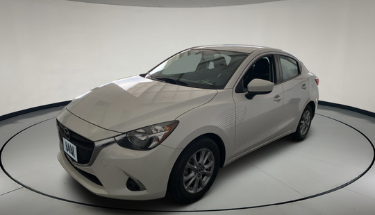 Mazda • Mazda 2