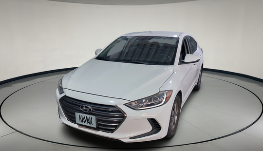 Hyundai • Elantra