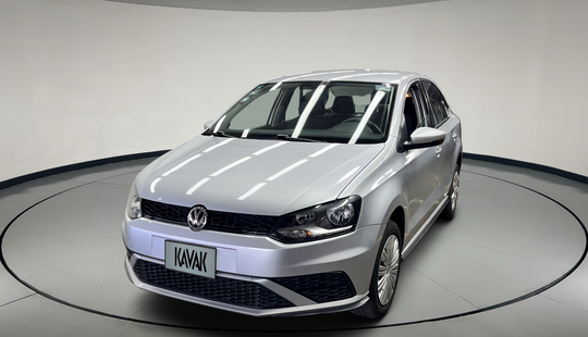 Volkswagen • Vento