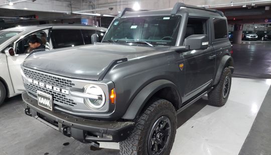 Ford • Bronco