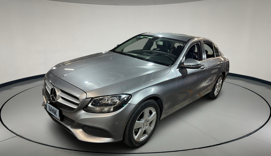 Mercedes Benz • Clase C